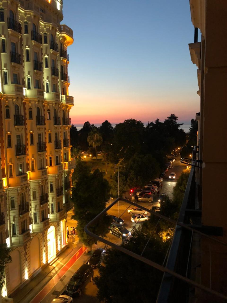 Apartment Gio Batumi Exterior foto